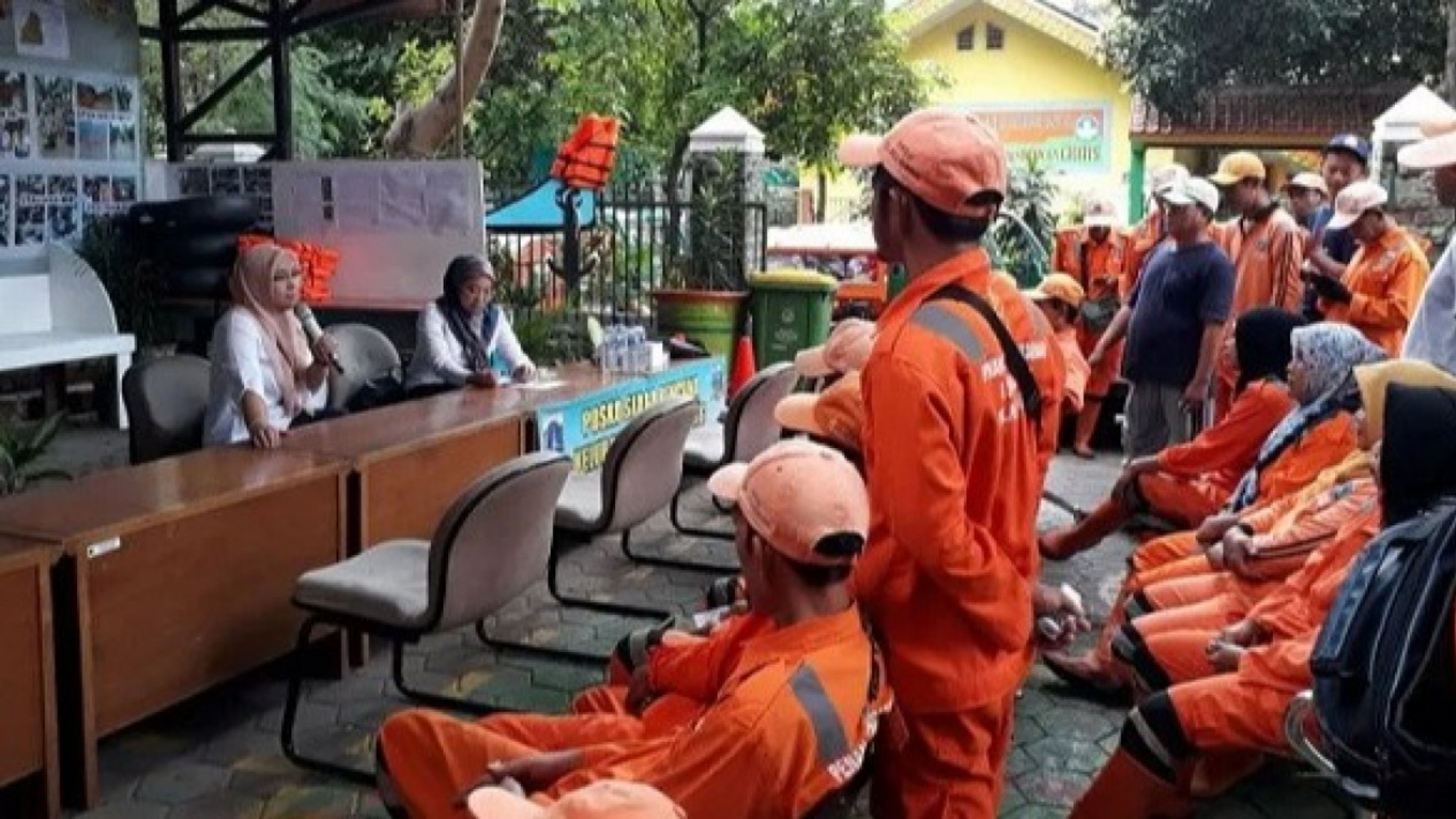 Pembatasan Usia PJLP