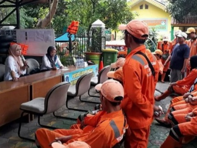 Pembatasan Usia PJLP
