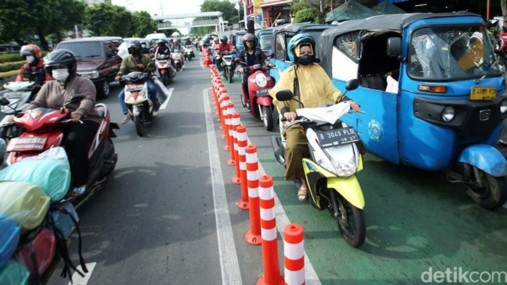 PKS Sebut Ukuran Jalur Sepeda Sudah Pas, Malah Sering Dilintasi Bajaj