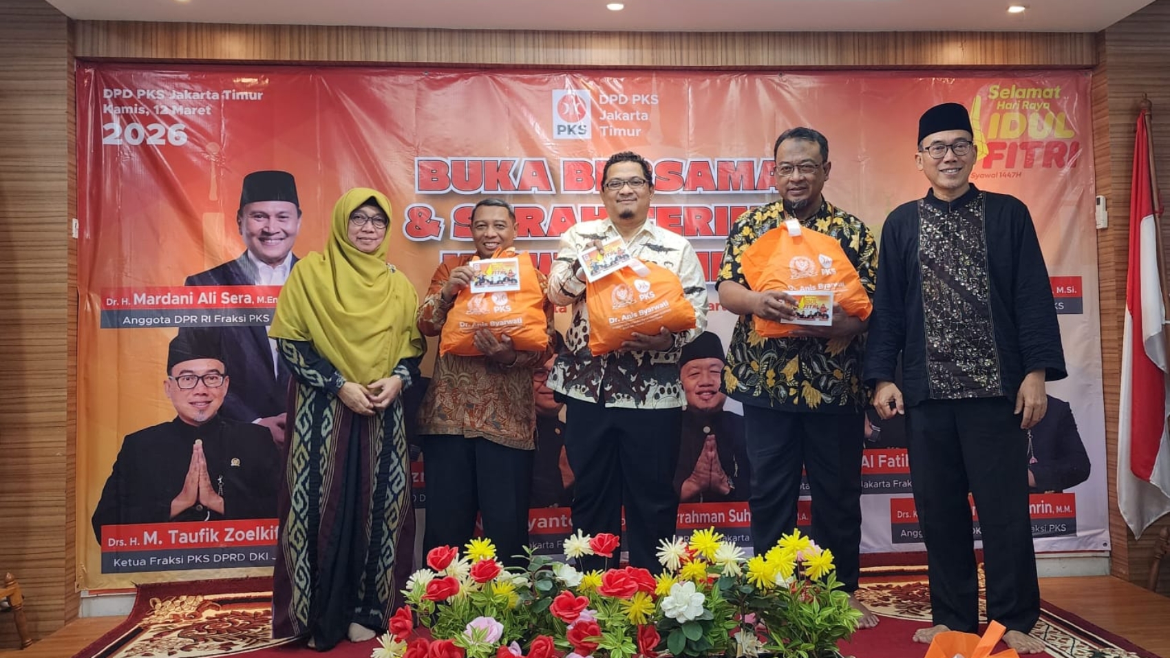 MTZ Apresiasi Buka Bersama dan Penyerahan Kiswatul Ied untuk Kader PKS Jakarta Timur
